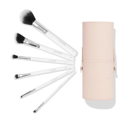 Set de brochas Ultimate Brush Cup de Colourpop