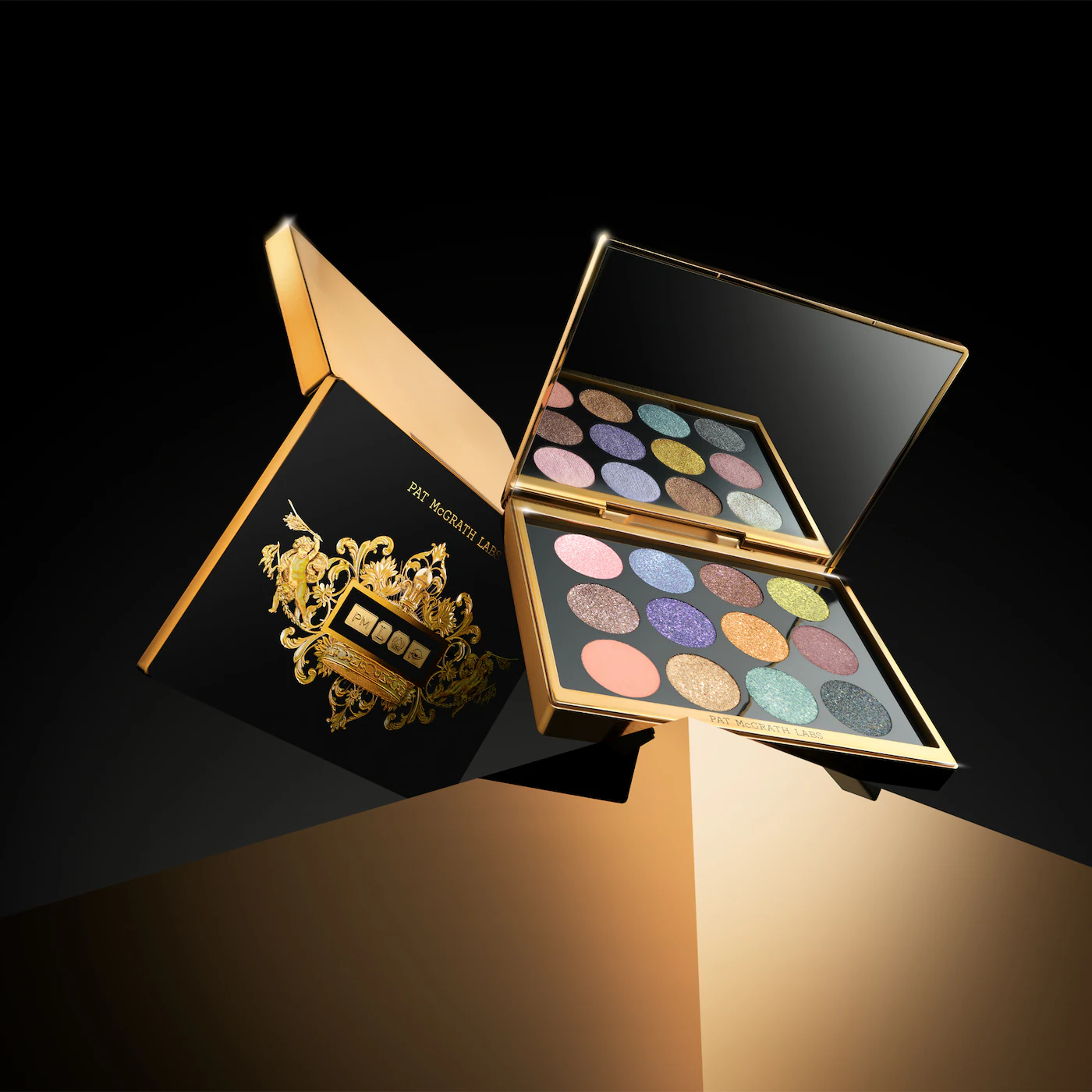 PAT McGRATH LABS GILDED NIRVANA: MEGA EYE SHADOW PALETTE - Imagen 2