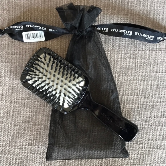 shu uemura Mini Paddle Brush - Imagen 3